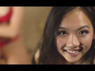 Asian teen having some fun with blonde deutsche teen